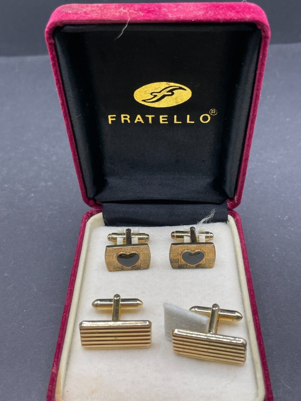 Swank & Fratello Men's Cufflinks Tie Clip Gold Tone Black Enamel Heart Lot of 2